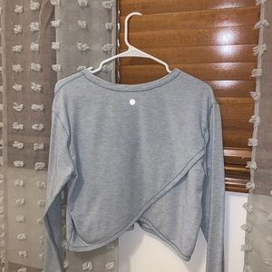 COPY - Lululemon light blue cropped long sleeve breathe